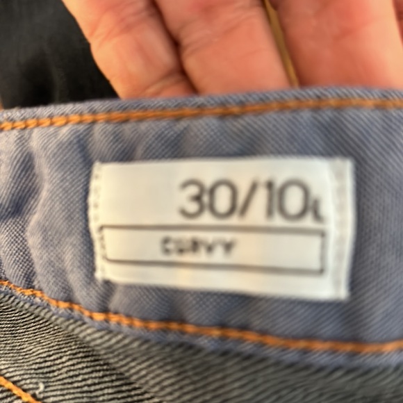Gap Women’s 1969 Curvy Bootcut Jeans - Picture 5 of 8